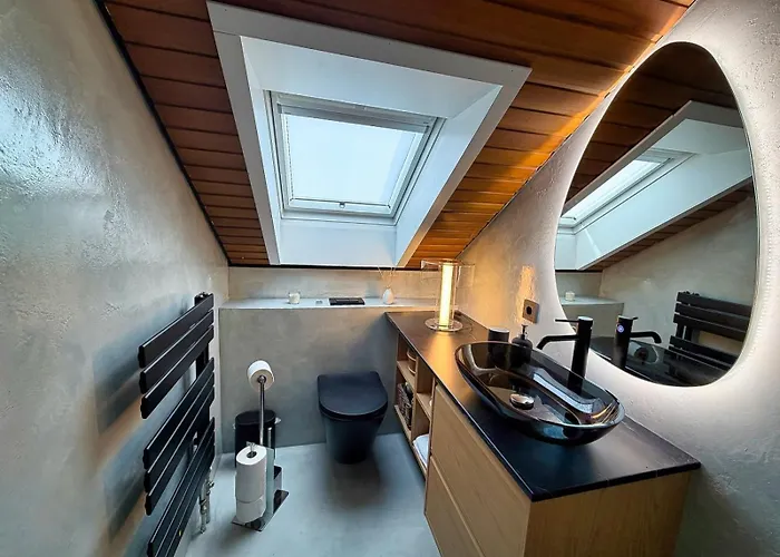 Daire Eichenwald-studio *